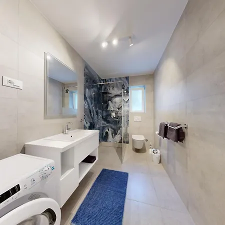 Διαμέρισμα Luxus App Rubin Mit Traumblick Pool Balkon Lift *